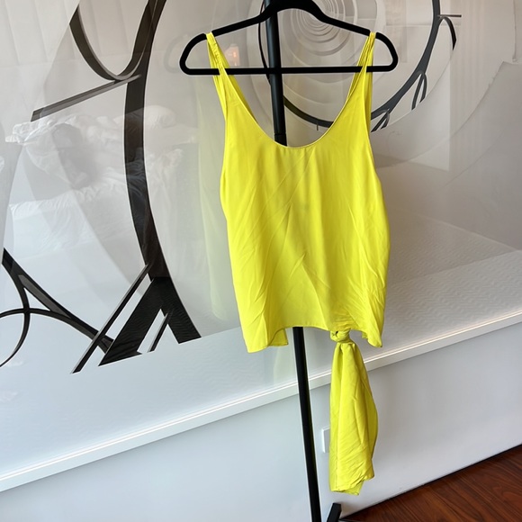 PURE SILK TOP -  Size Small - Yellow - By Bozena King - Picture 4 of 6